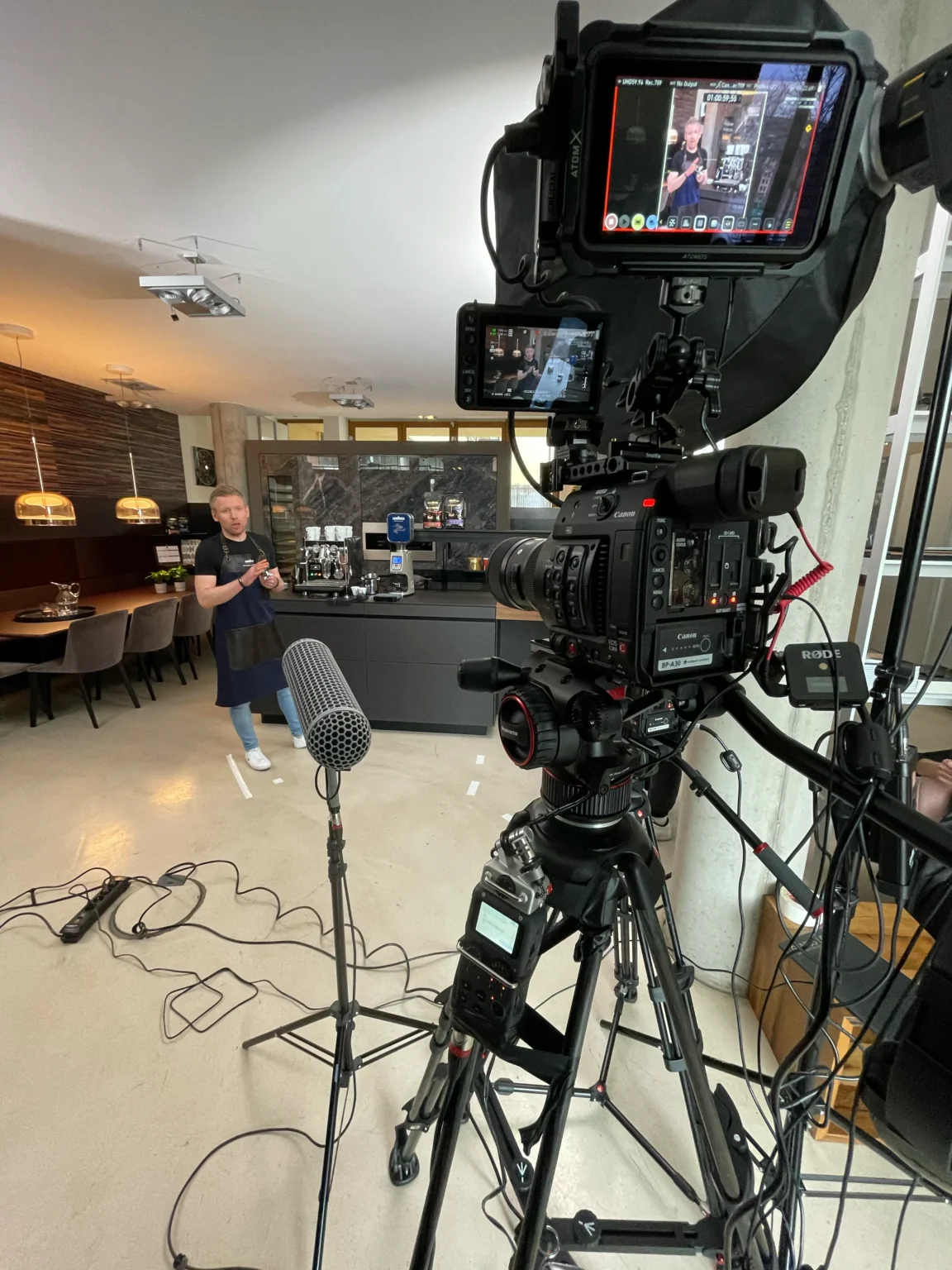 ONE MINUTE FILM Behind The Scenes